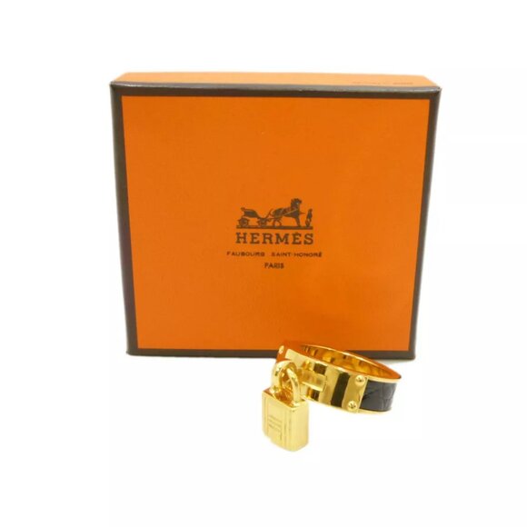 Authentic HERMES Kelly Motif Gold Tone Scarves Ring - Picture 1 of 9